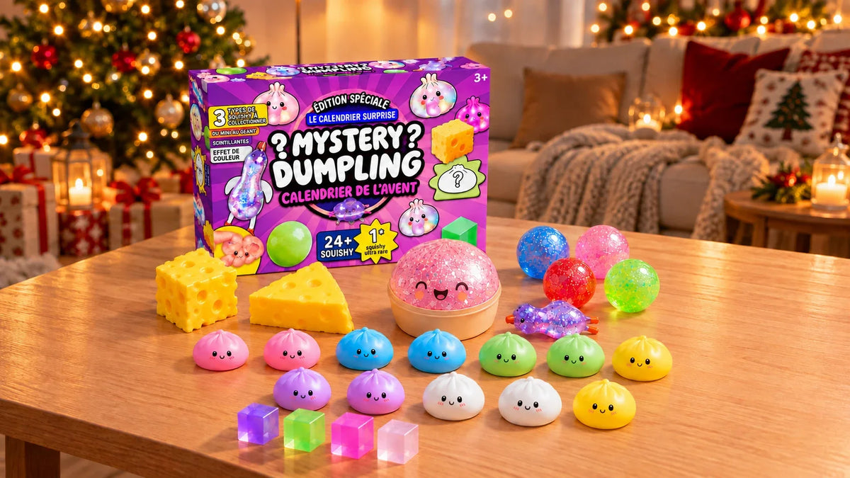 Le calendrier de l'Avent Mystery Dumpling et ses 24 squishys sur une table, dans un salon de Noël