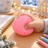 Squishy cerveau pressé dans la main